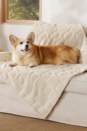 Washable Fluffy Dog Blanket – 300GSM Coral Fleece Soft Pet Throw for Large Dogs & Kittens