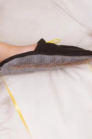 Pet Hair Remover Grooming Mitt – Deshedding Gloves for Dogs, Cats & Rabbits (All Coat Types)